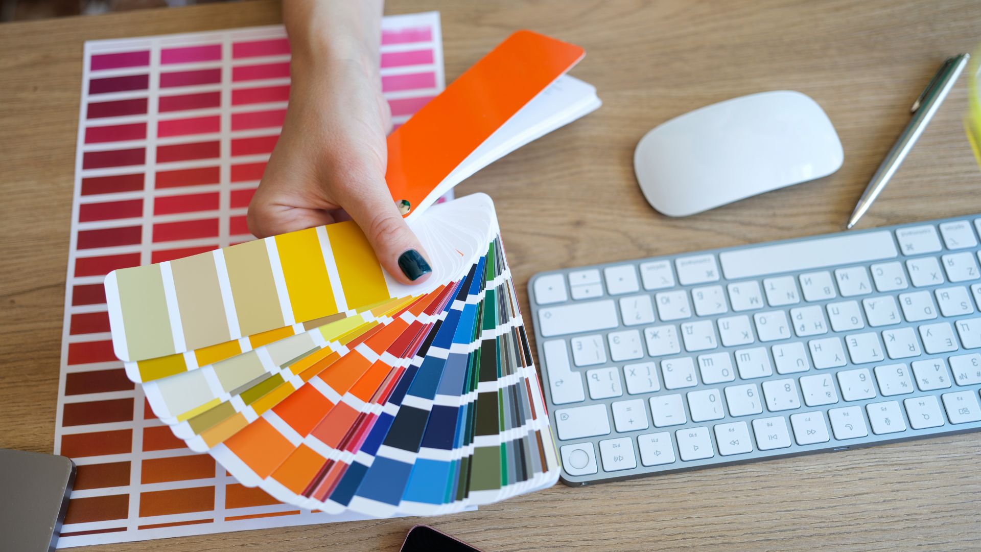 lady showing color palette selections