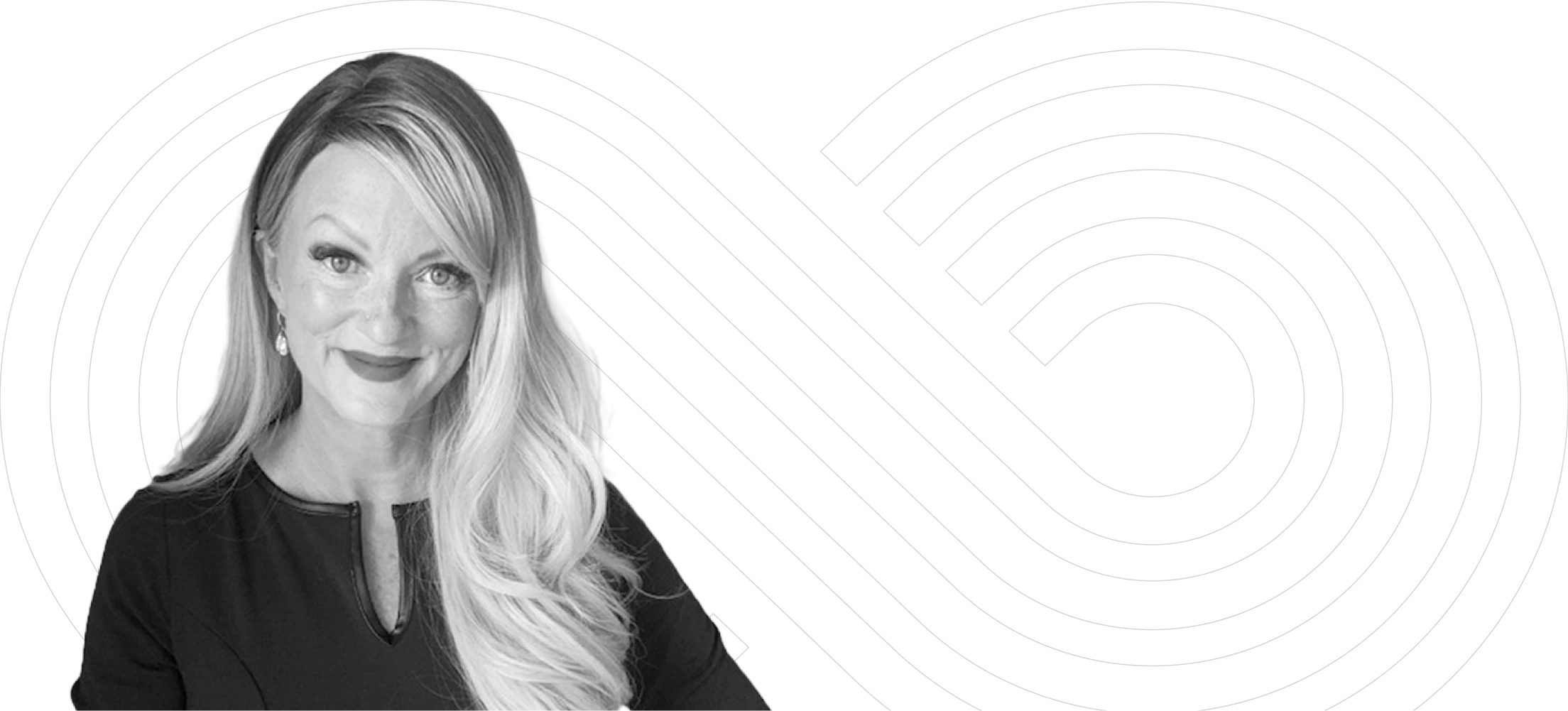 Headshot of Amy Agustin of connective web design